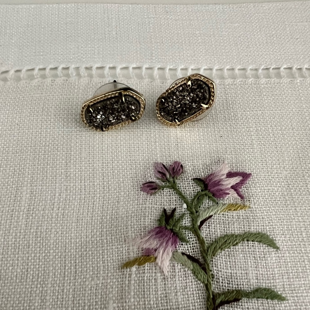 Kendra Scott sparkly charcoal studs